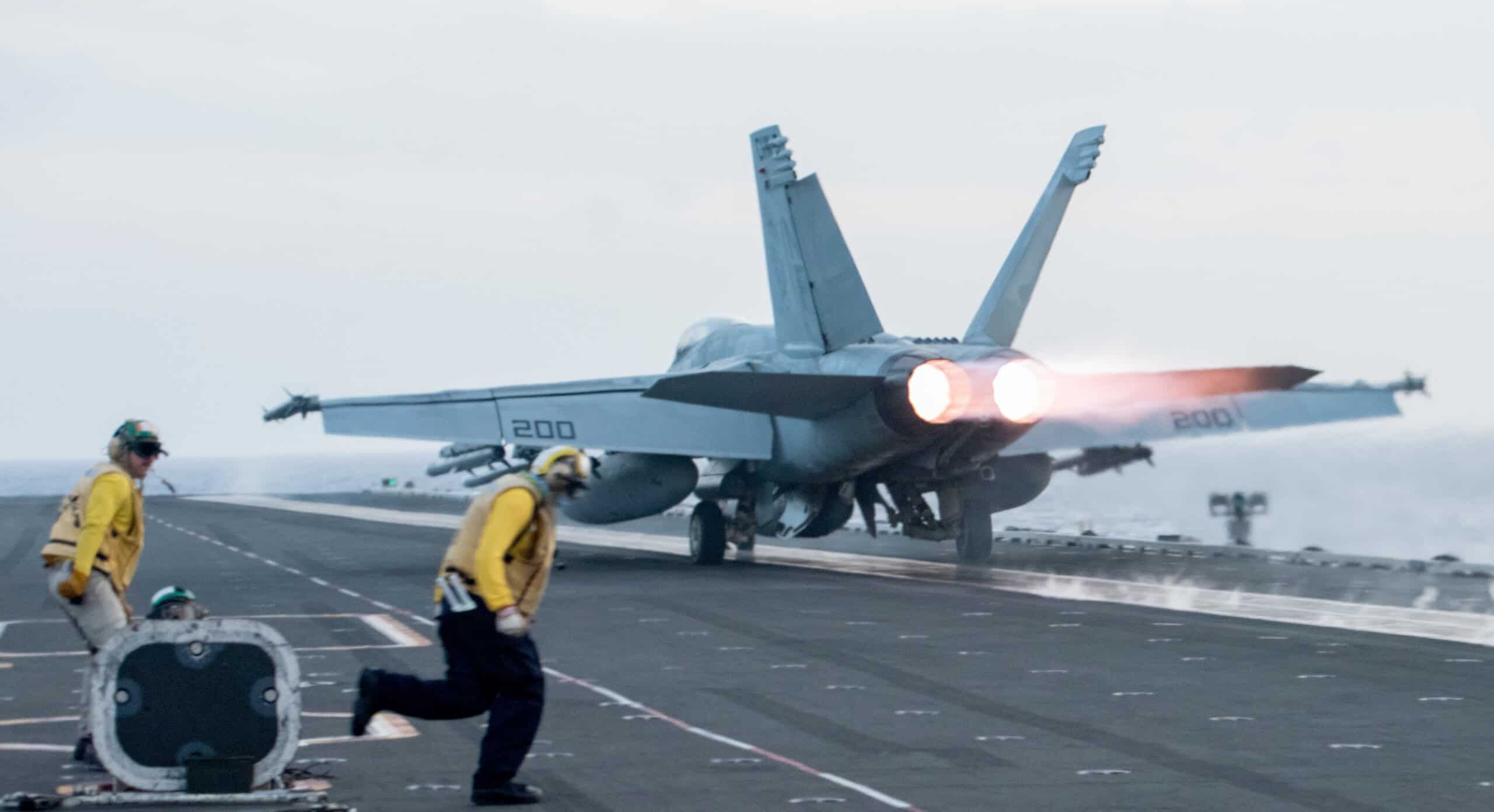 USS Ronald Reagan (CVN 76) conducts flight operations