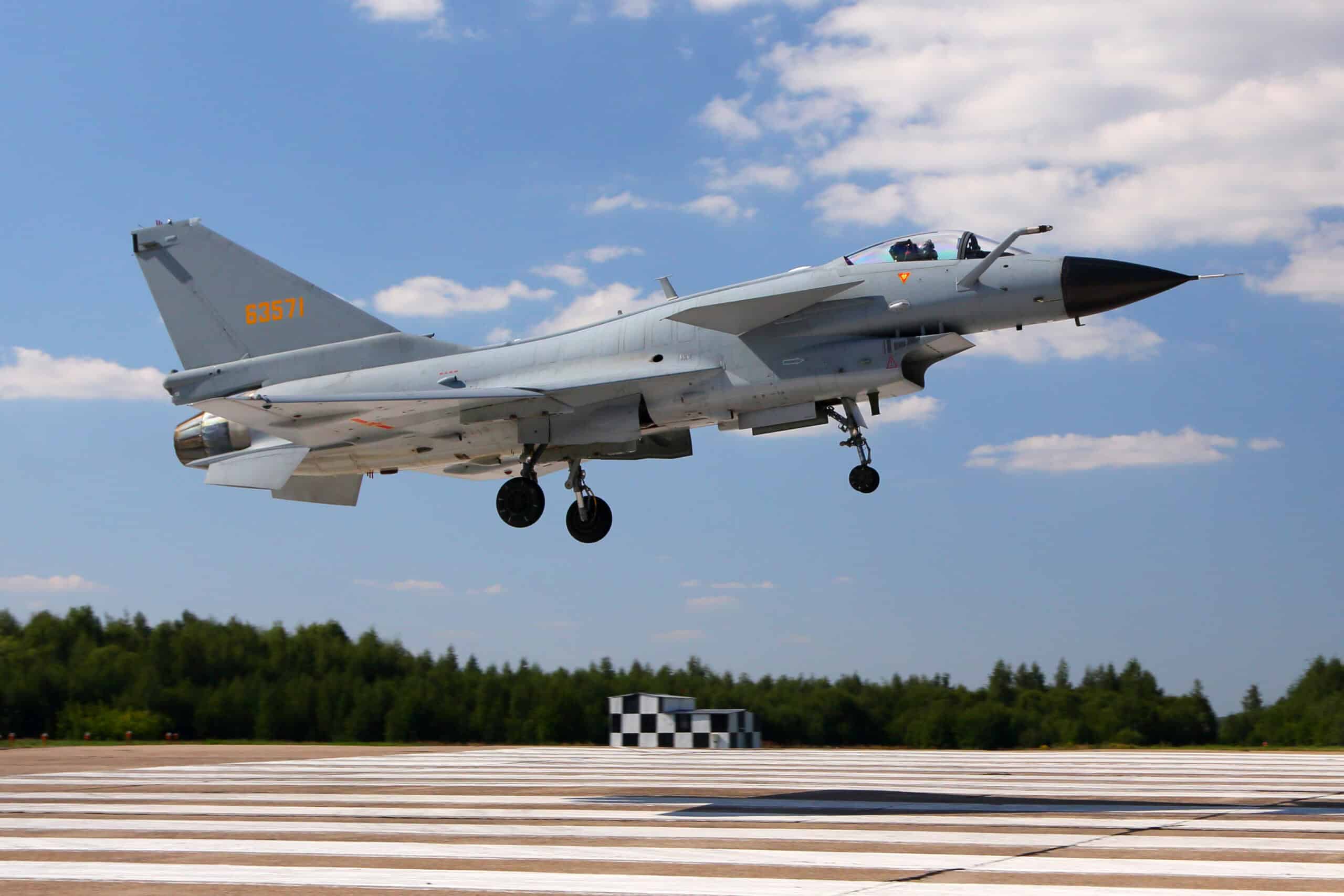 Kineski J-10
