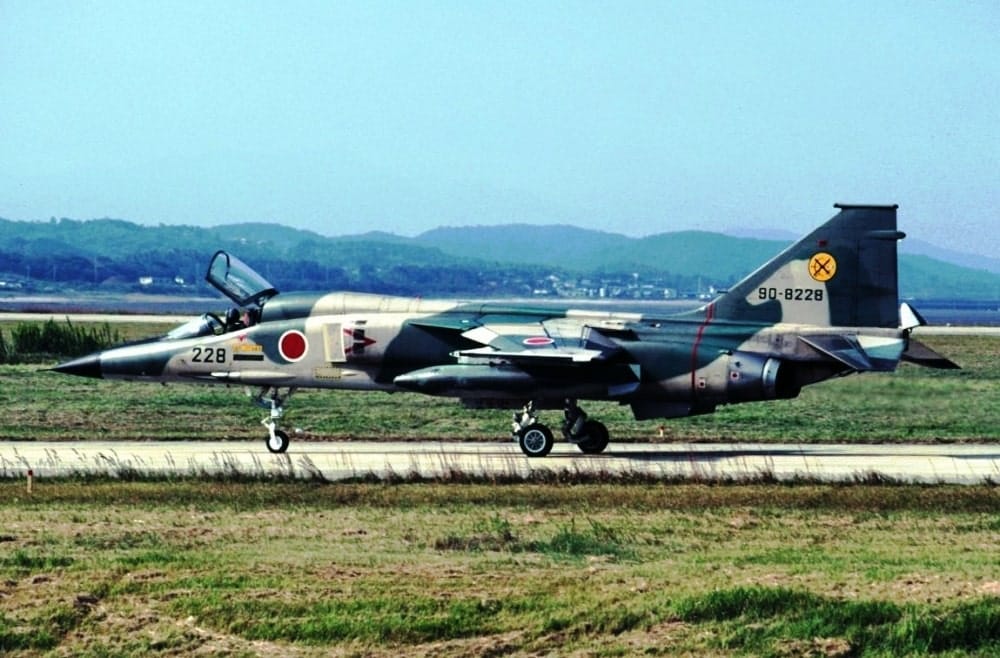 odlazak-samuraja-japanski-jurišni-avion-micubiši-f-1