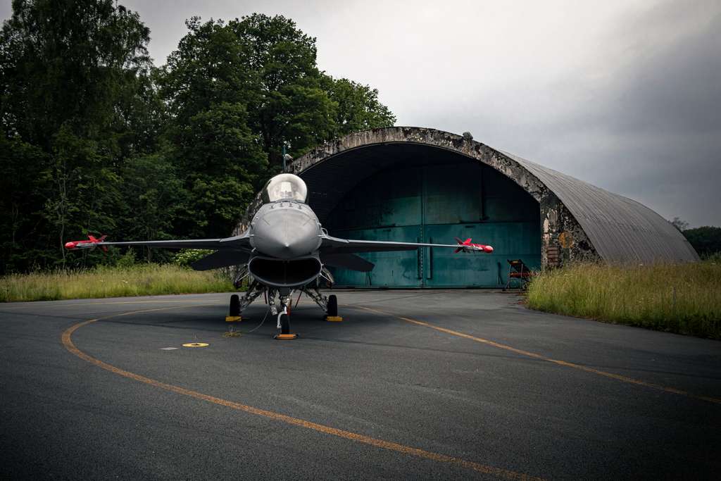 Florennes,,Belgium,-,June,24,,2021:,Belgian,Air,Force,F-16