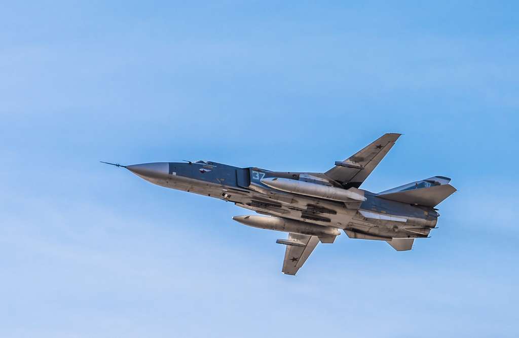 Saint,Petersburg,,Russia,-,April,,25,,2015:,Sukhoi,Su-24,Russian