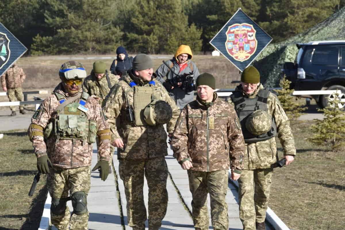 Украјински војници у покрету