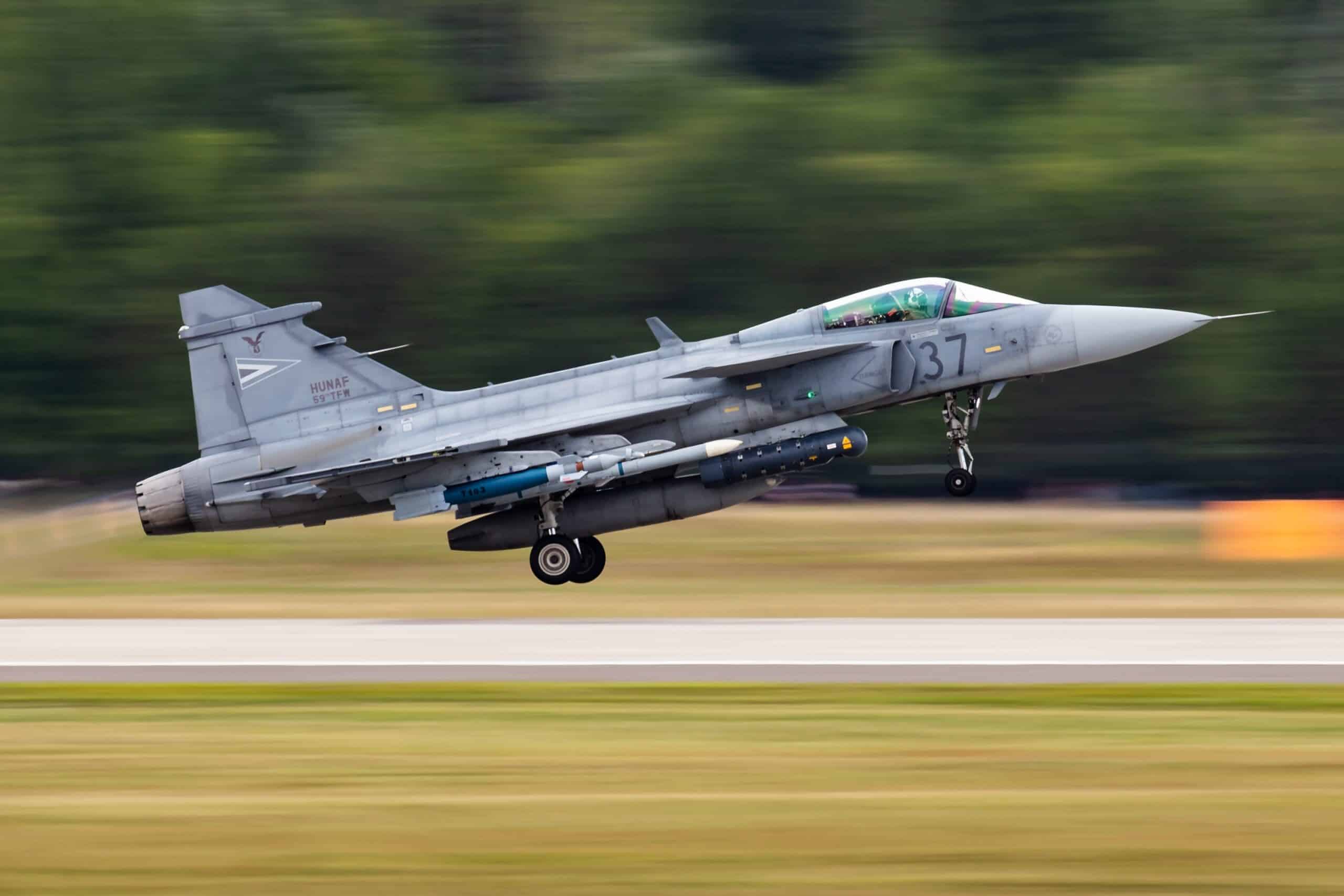 Švedski Gripen poleće
