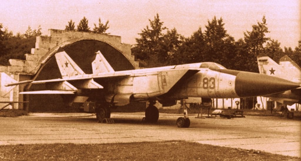 najbrži-slepi-miš-mikojan-i-gurevič-m-i-g-25-foxbat