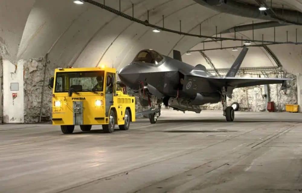 norveški-borbeni-avioni-f-35-a-smešteni-su-u-podzemnoj-bazi-bardufos