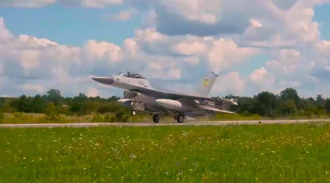 ukrajinski-lovci-f-16-koji-su-leteli-iznad-odese-odleteli-su-za-moldaviju