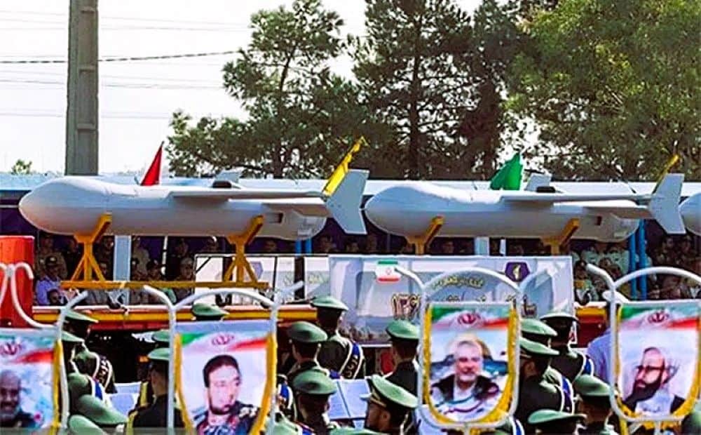 iran-pokazao-nove-dron-kamikaze-shahed-136-b