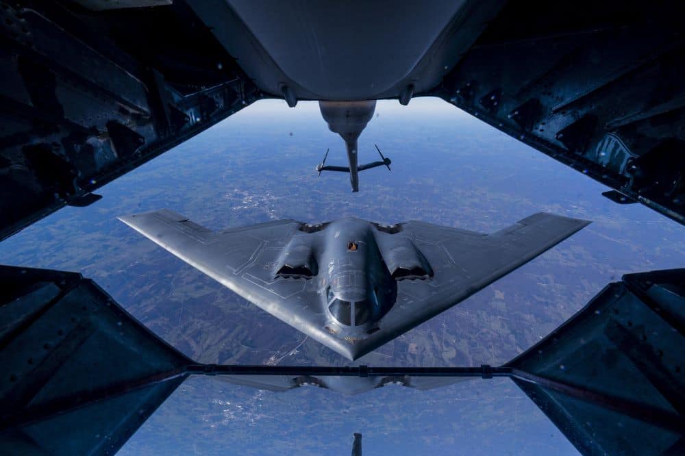 američki-bombarderi-b-2-a-napali-pozicije-huta-u-jemenu