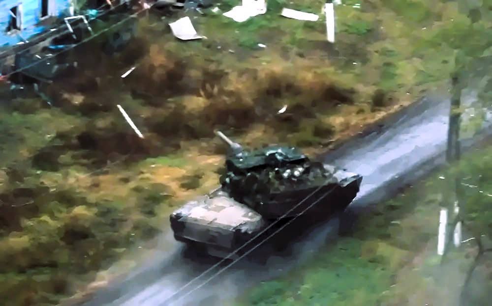 tenkovi-abrams-pojavili-se-u-kurskoj-oblasti