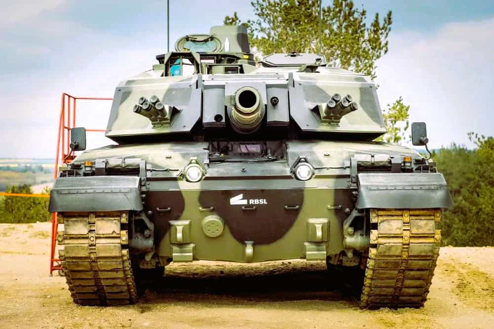 velika-britanija-će-poslati-mehaniziovanu-brigadu-sa-najnovijim-tenkovima-challenger-3-na-granicu-ruske-federacije