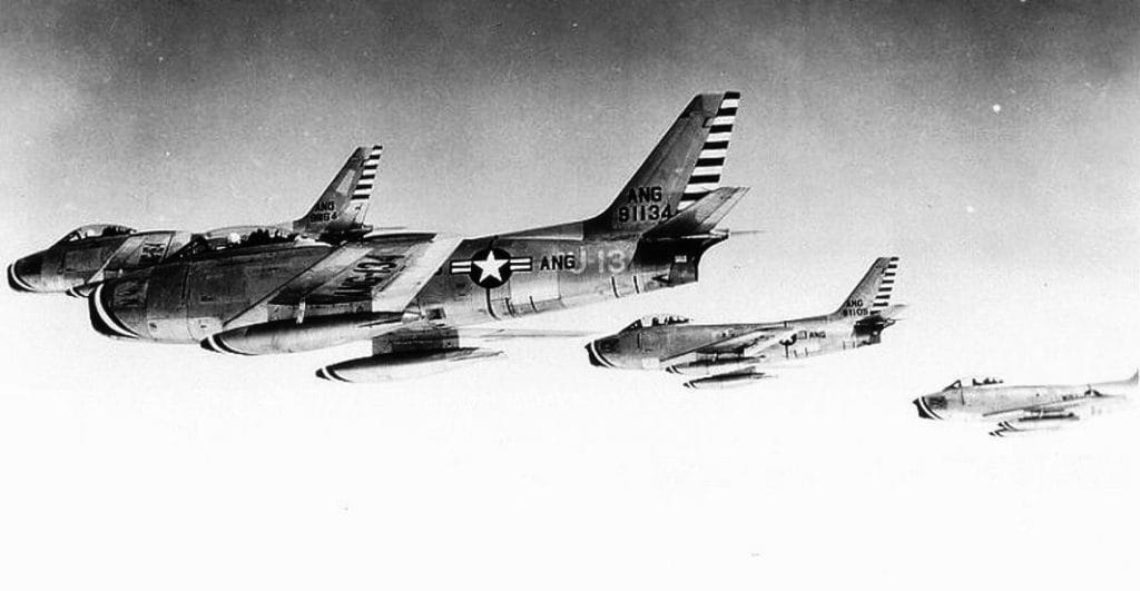 američke-sablje-lovački-avion-f-86-sabre