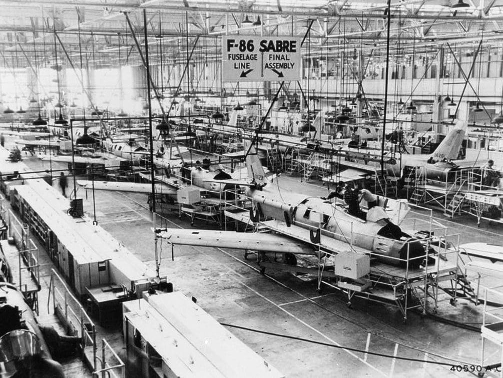 američke-sablje-lovački-avion-f-86-sabre2