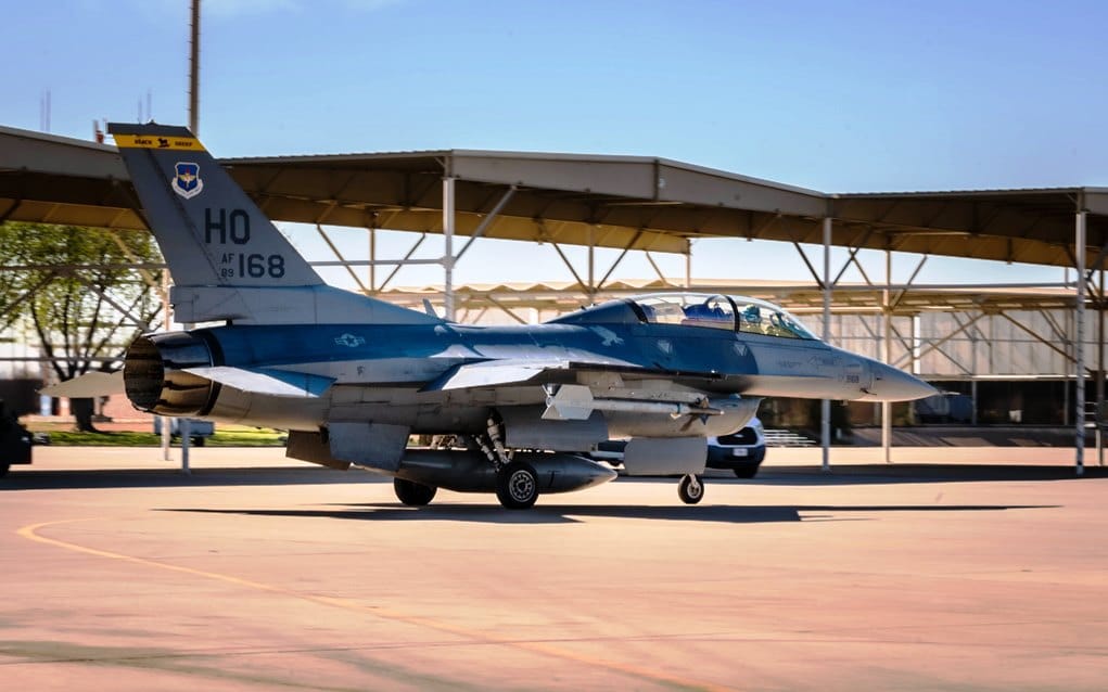 avioni-f-16-povlače-se-iz-naoružanja-američkog-56-borbenog-vinga