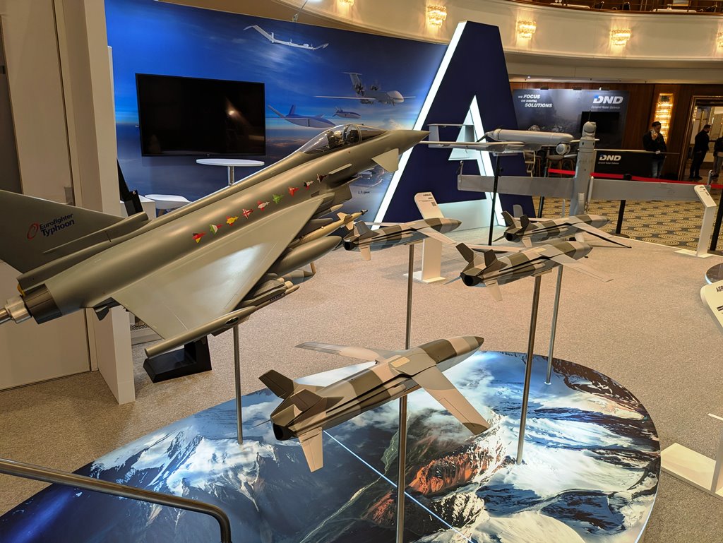 airbus-decence-&-space-predstavlja-bespilotnu-letelicu-load-lovca-na-municiju-sadaljinskim-upravljanjem
