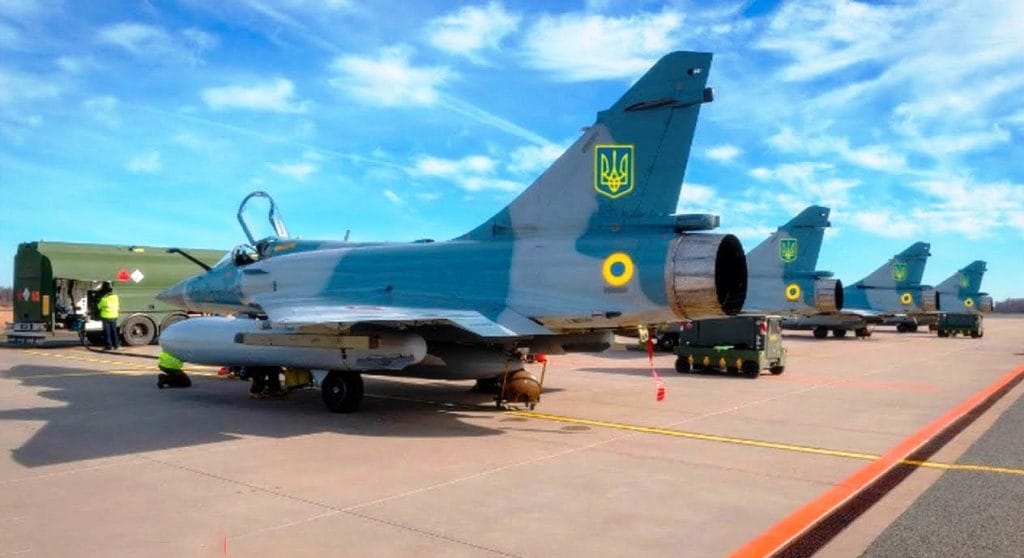 ukrajinski-piloti-u-lovcima-mirage-5-f-uspešno-učestvovali-u-obaranju-raketa-h-101
