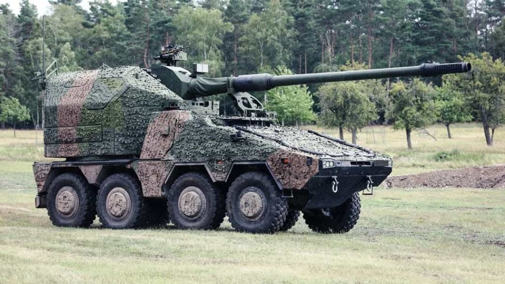samohodna-haububica-155-mm-boxer-rch155