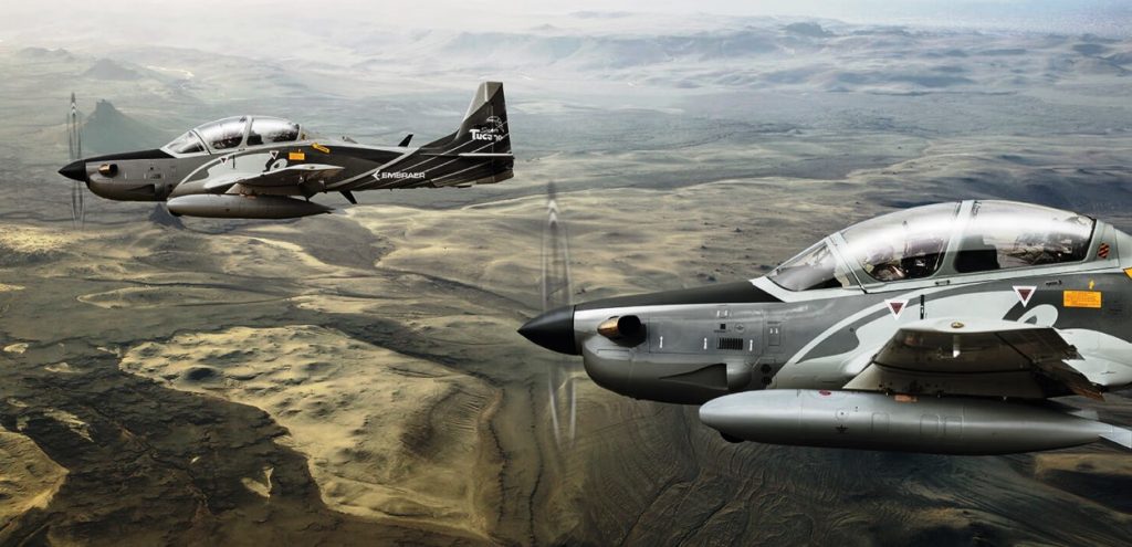 ubitačan-kad-zatreba-školsko-borbeni-turboelisni-avion-embraer-a-29-super-tucano