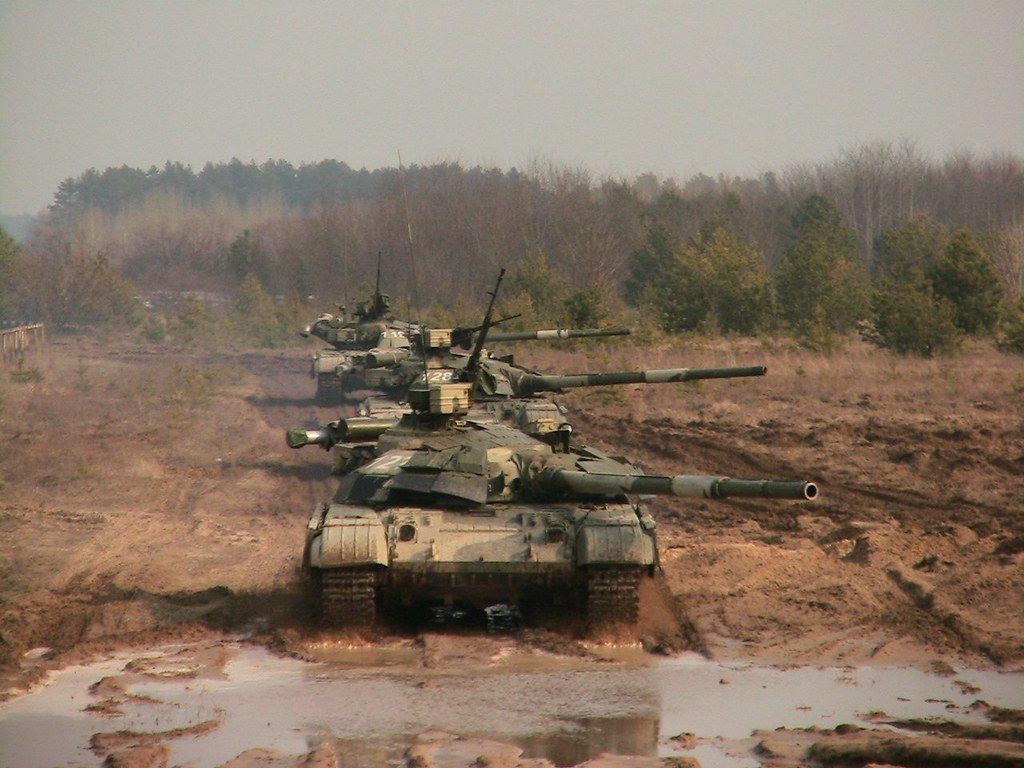 ukrajinski-tenkovi-bulat-gađaju-kursku-oblast