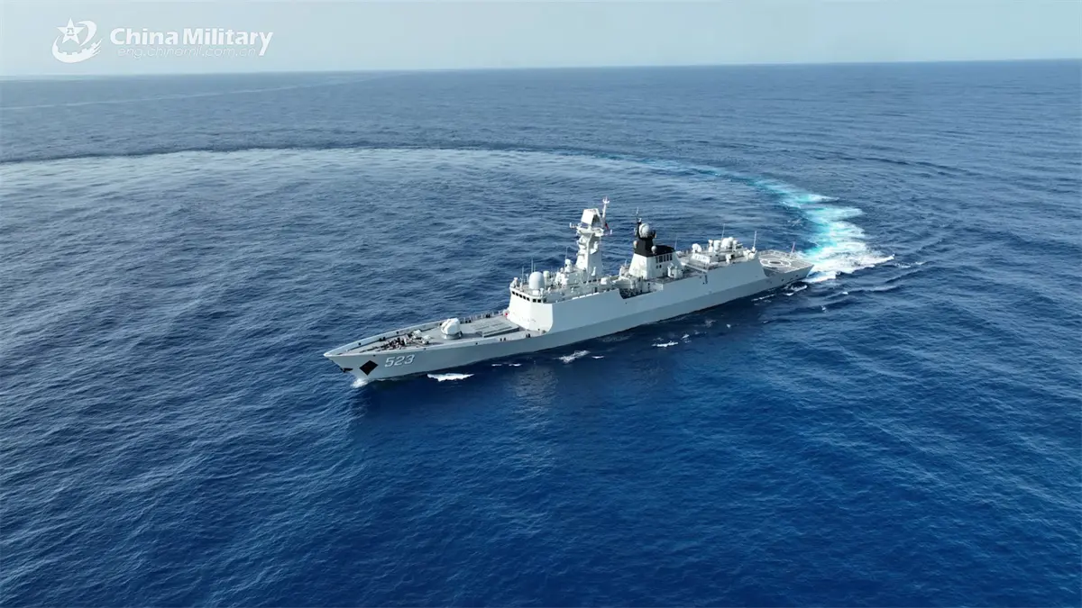 Кинеска фрегата се суочила са америчким разарачем у 20-часовном сукобу