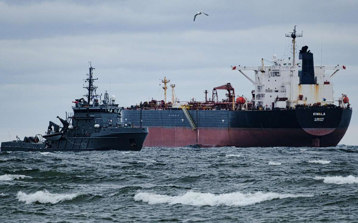 Саобраћај танкера ка руским балтичким лукама враћен на ниво пре украјинских удара