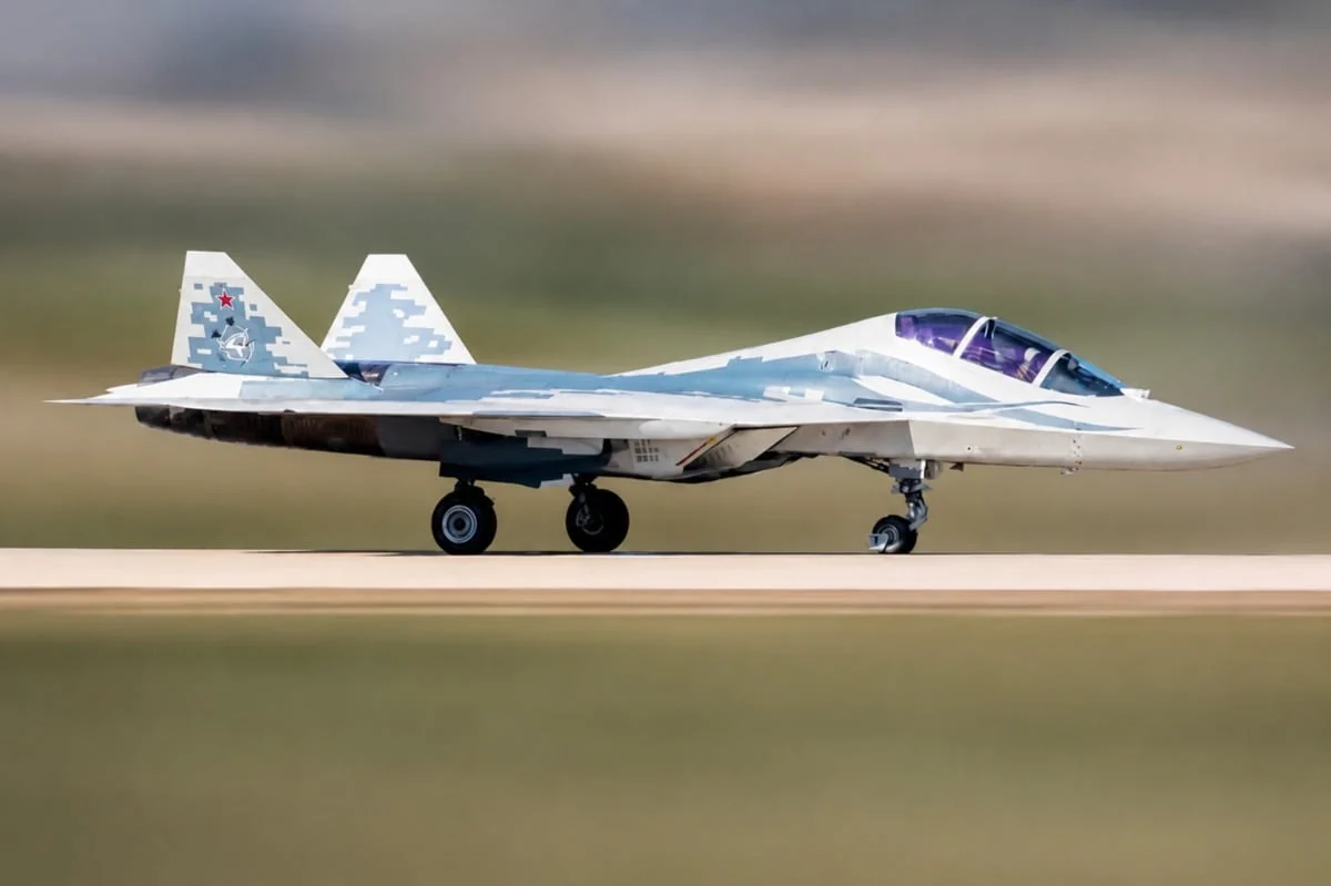 Русија тестира двоседну верзију ловца Су-57, могућа ознака још није позната