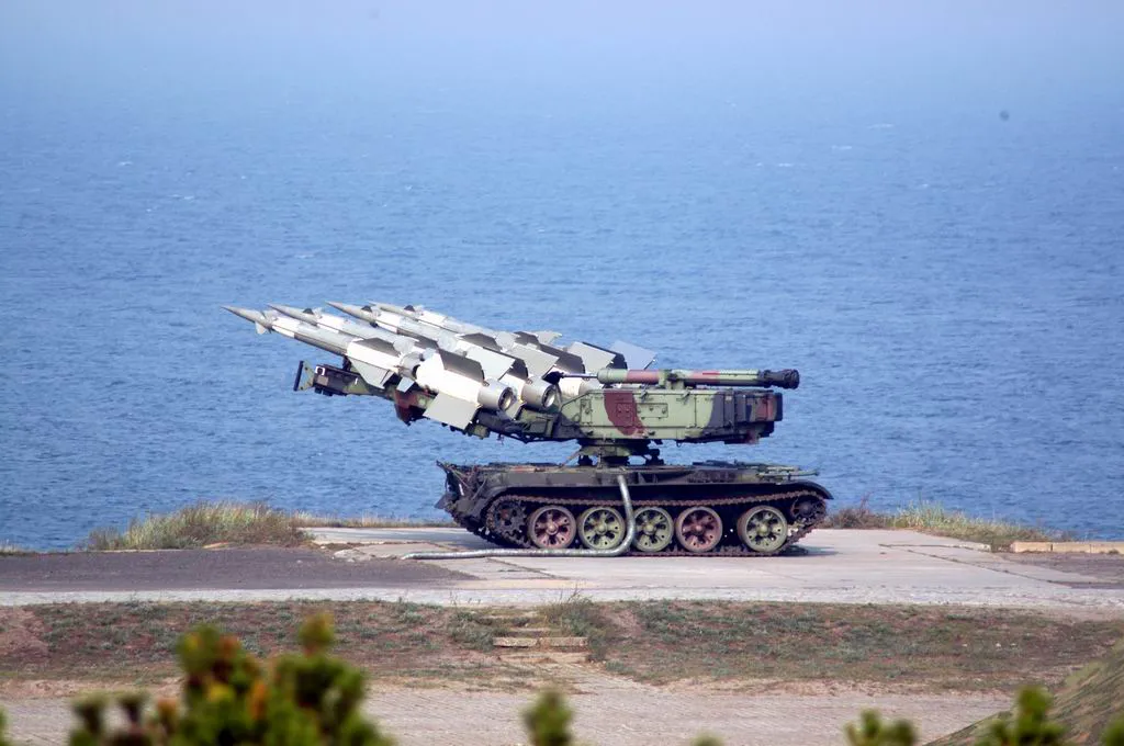 Куба покренула бојева гађања С-125 док се ударна група УСС Нимитз приближава Карибима