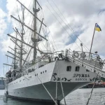 Руски поморски дрон напао украјински школски једрењак „Дружба“ у луци Одеса
