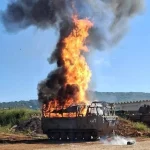 Удар из ваздуха на израелску муницију: Хезболахов дрон погодио војно возило, пријављено 12 жртава
