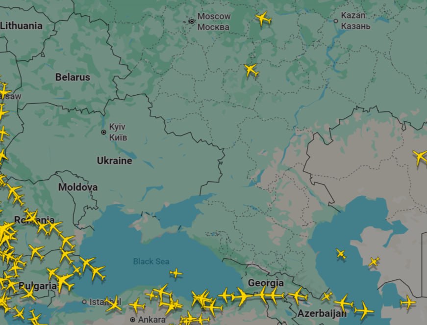 Удар дроновима у Ростову пореметио контролу летења над југом Русије
