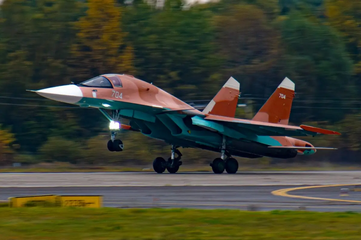 Алжир први пут потврђен као корисник Су-34М, руски ударни авиони већ носе његове ознаке