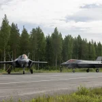 Амерички Ф-35Б слетали на пут у Финској током вежбе НАТО Рамстеин Флаг 2026