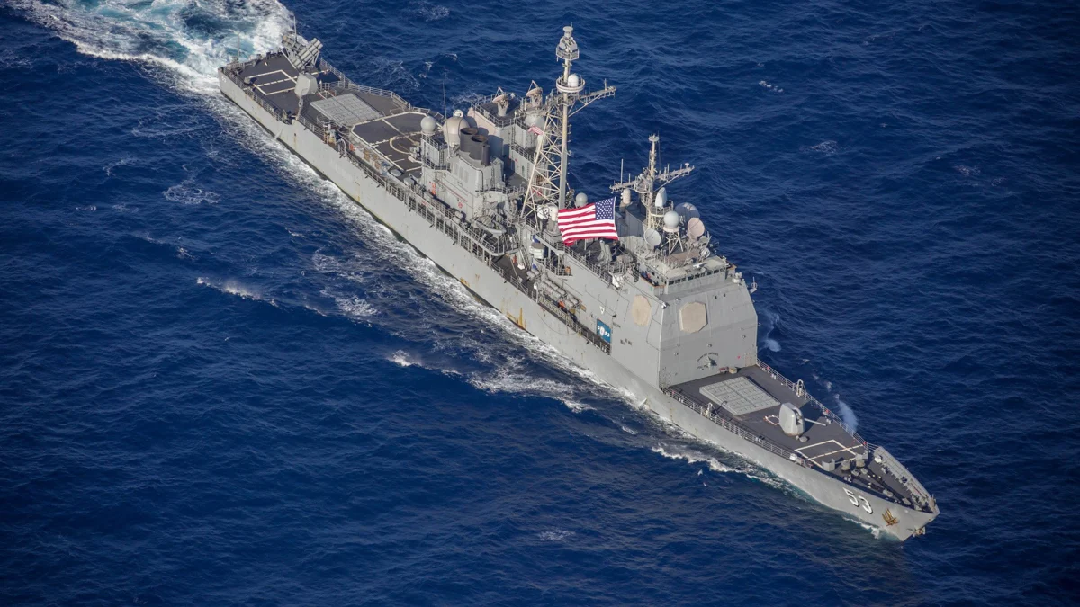 РИМПАК 2026: Америчка морнарица потапа крстарицу класе Ticonderoga и десантни брод Peleliu