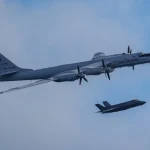 Британски Ф-35Б подигнути после приласка руског Ту-142 носачу ХМС Принце оф Wалес