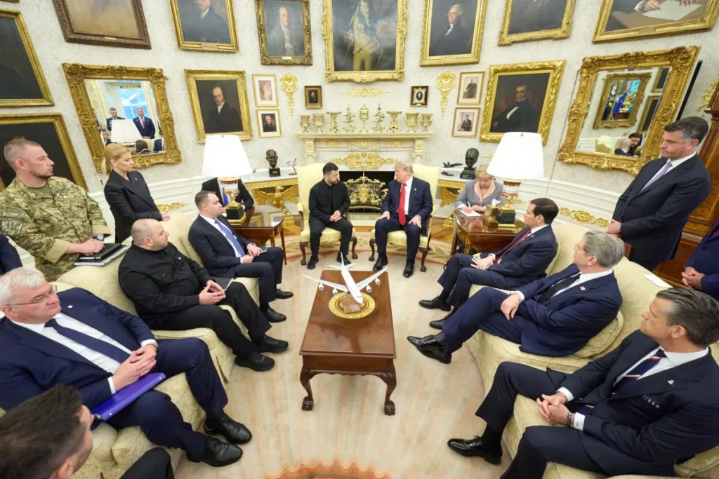 Трамп и Зеленски разговарали о Патриот за Украјину и обнови преговора са Русијом