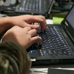 САД и УАЕ формирају заједничку војну АИ јединицу у Абу Дабију