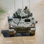 Британија улази у оклопни јаз: четири батаљона могу да остану без возила до 2027.