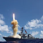 Пентагон шири производњу делова за СМ-3, Боеинг и РТX добили седмогодишње споразуме