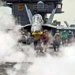Трамп тражи повратак парних катапулта на носач USS Doris Miller