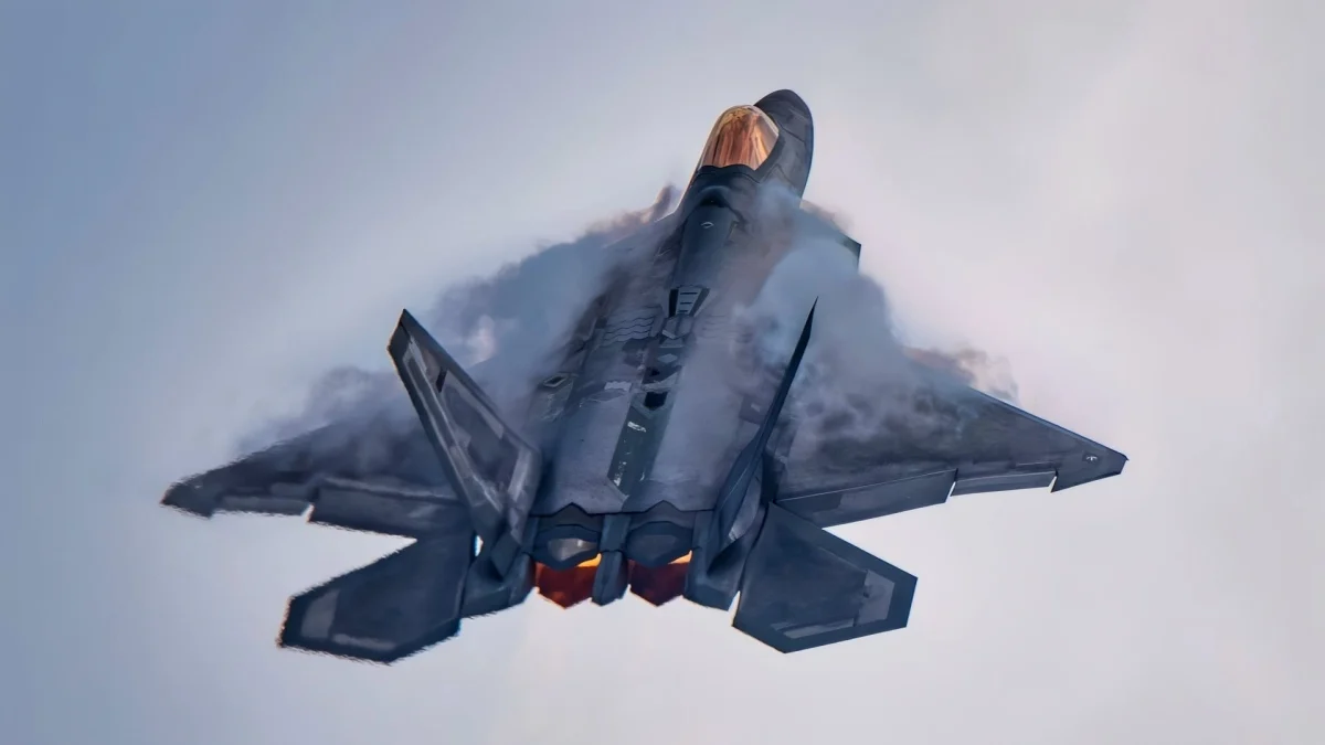 F-22 Раптор: како је САД скупо коштало гашење линије после само 187 ловаца