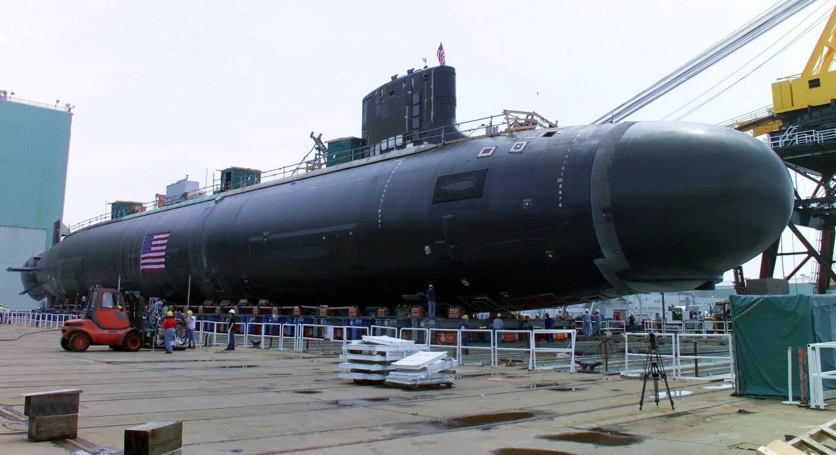 Ратна морнарица САД уводи УСС Массацхусеттс у оперативну службу без додатних радова