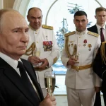 Блумберг: руски буџет на ивици, војни расходи гурају Москву у резове