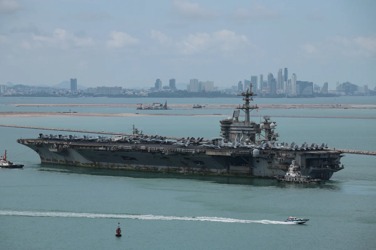 Носач USS Abraham Lincoln стигао у Тајланд после више од 200 дана на мору