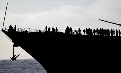 Ратна морнарица САД мења правила премештаја после убиства морнарке у Норфолку