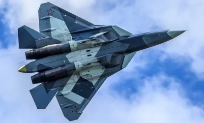 Су-57Е стигао у Египат без спољних резервоара и одмах полетео на аеромитингу