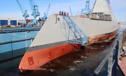 Америчка морнарица шаље разарач УСС Лyндон Б. Јохнсон на морска испитивања после уградње хиперсоничног оружја